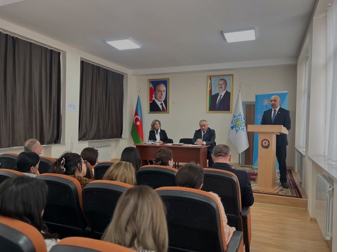 Azərbaycan Respublikasının Milli məclisin nümayəndəsi, millət vəkili Azər Badamov Qusar Peşə Liseyinin gəncləri ilə görüşdə həm maarifləndirici, həmdə motivasiyaedici məqamlarla yadda qaldı.